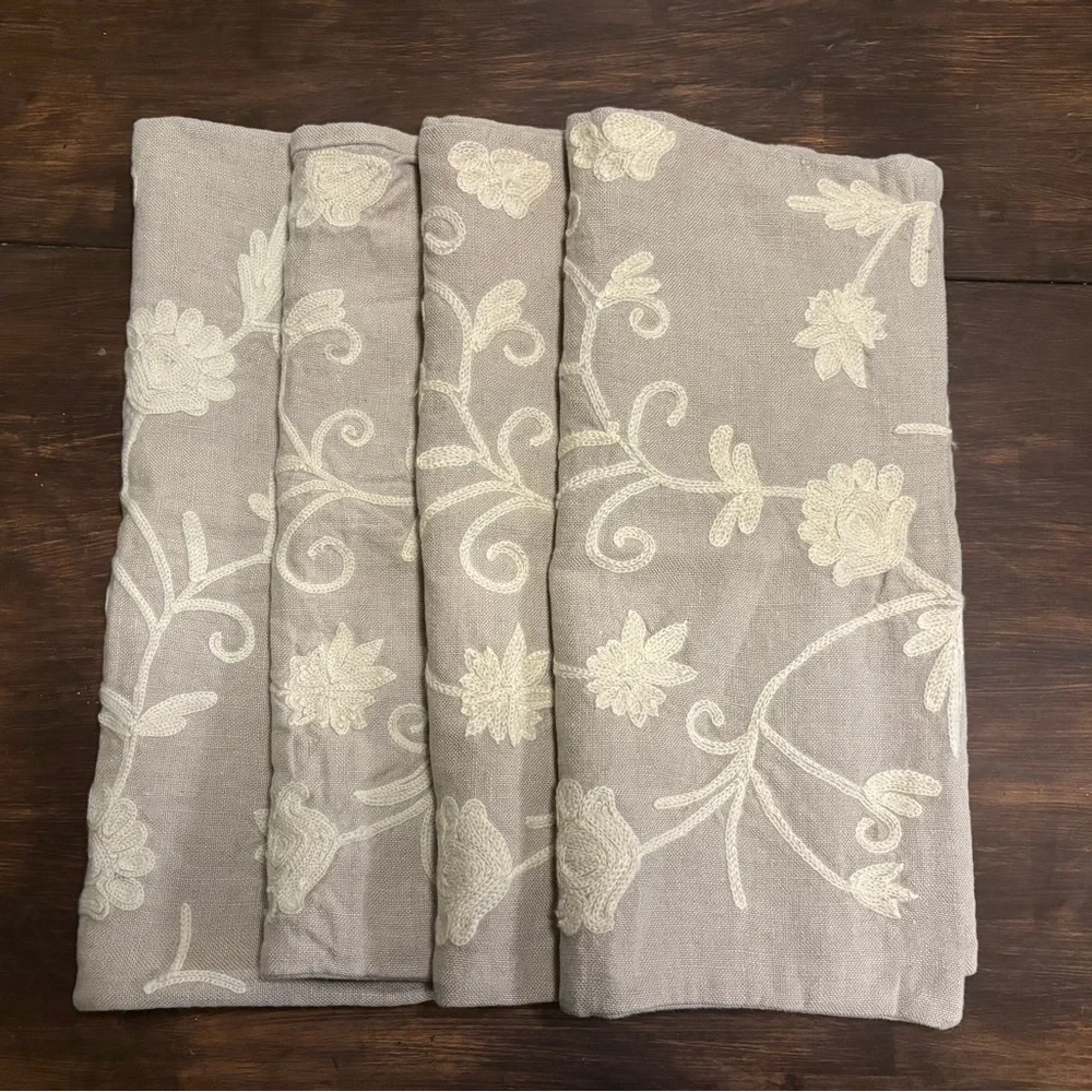 Set of 4 - Pottery Barn Embroidered Floral Pillow Cases